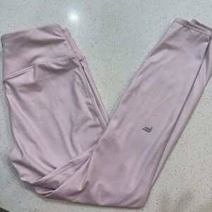 Fabletics Motion365+ Activewear in Light Pink